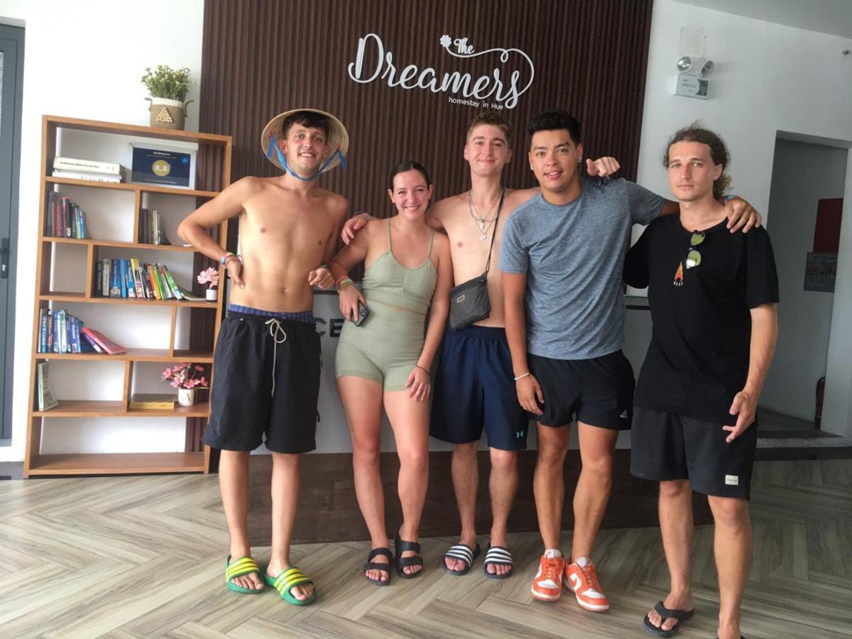 The Dreamers Homestay Hue Exteriör bild