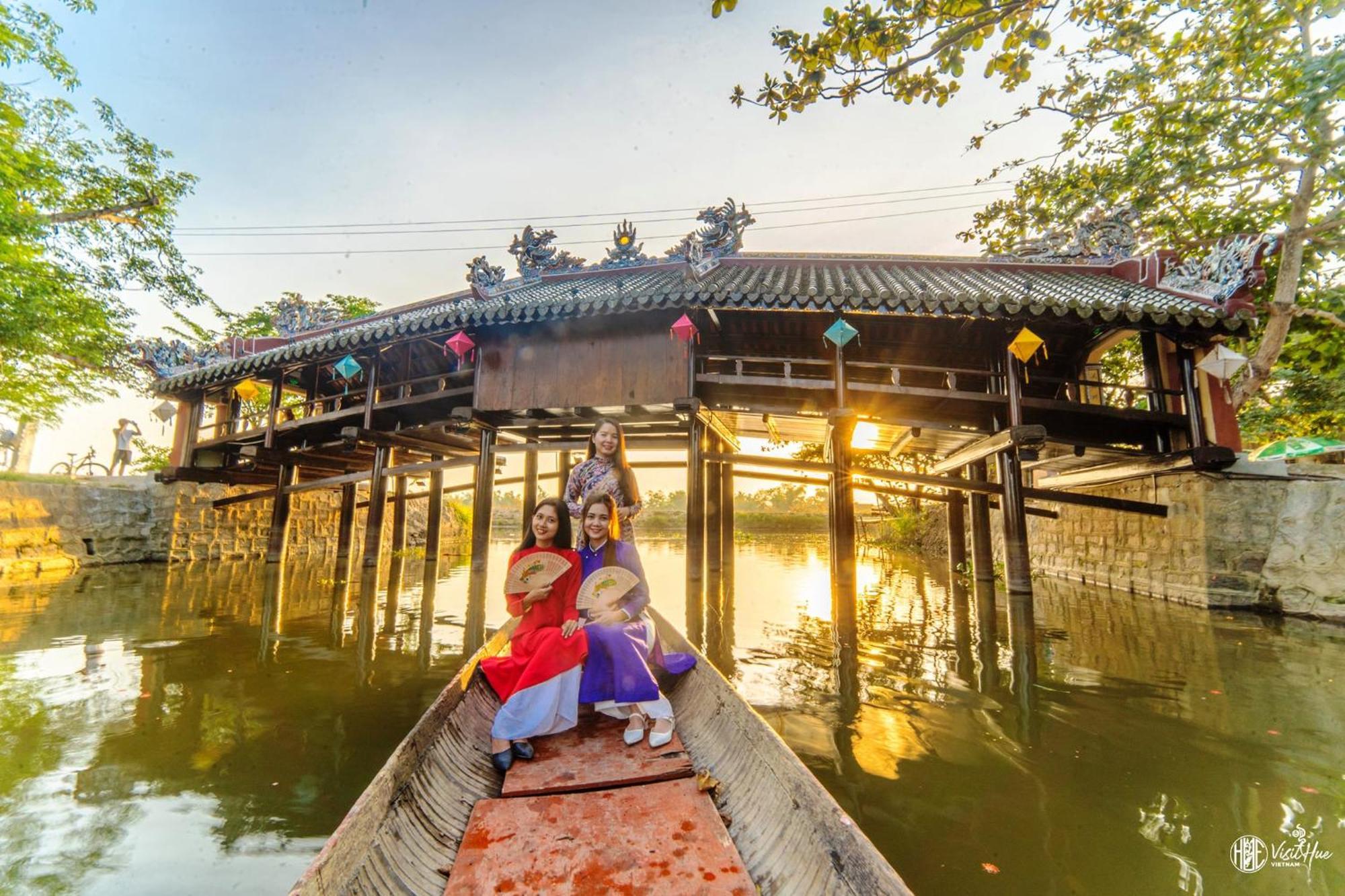 The Dreamers Homestay Hue Exteriör bild